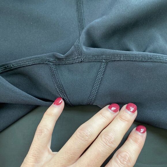 Lululemon‎ Train Times Leggings Crop (17") Black Size 4 - Picture 11 of 16